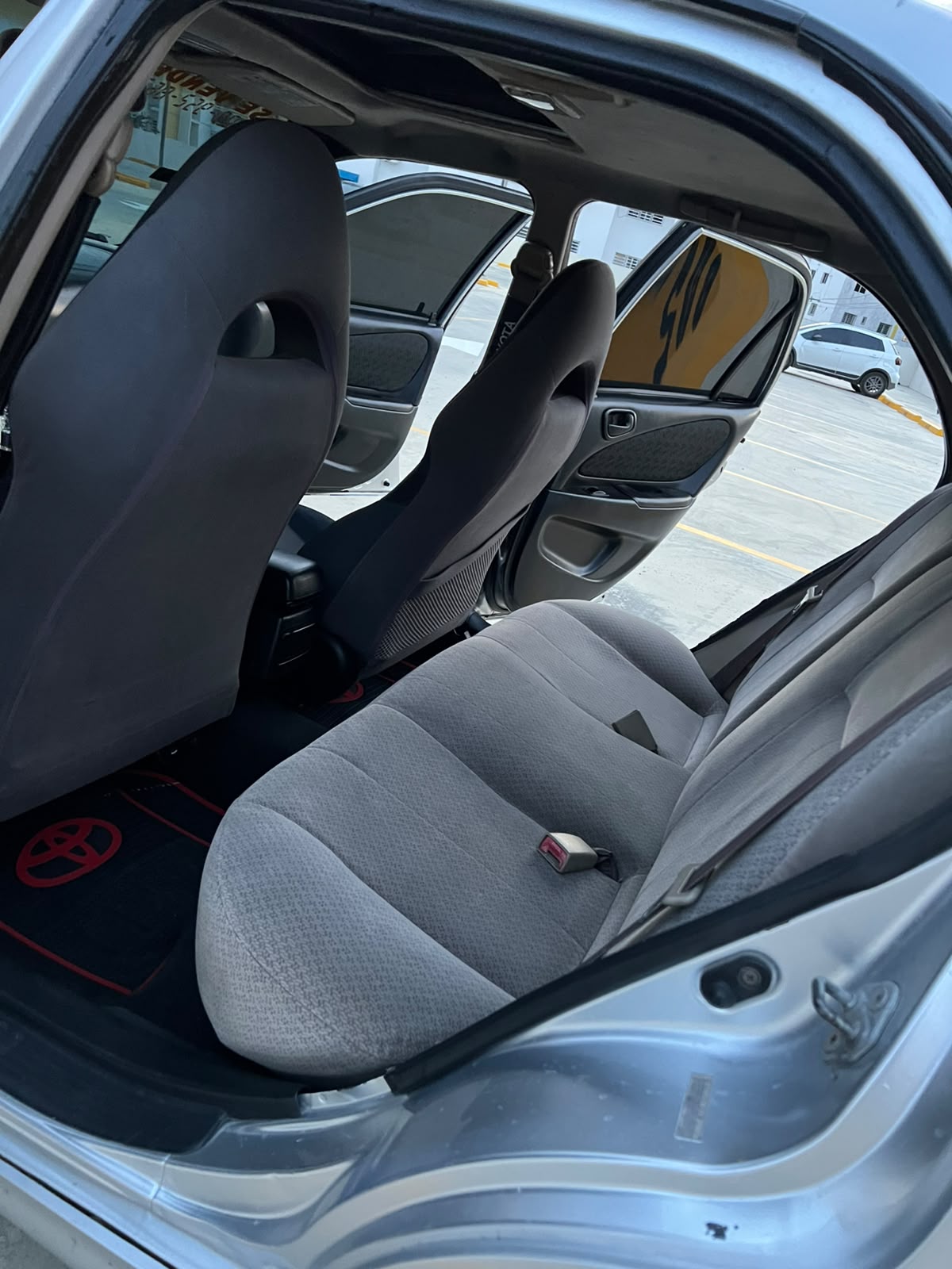 TOYOTA Corolla 1998