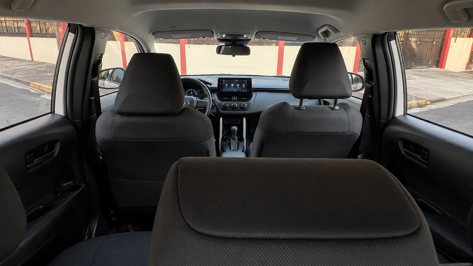 TOYOTA Corolla Cross 2024
